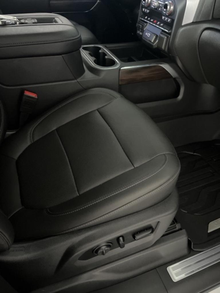 2021 GMC Sierra 1500 - $49,500