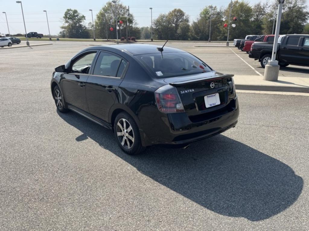 2012 Nissan Sentra - $8,000