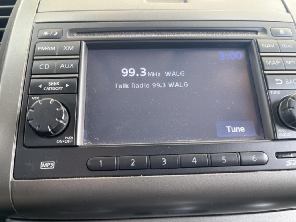 2012 Nissan Sentra - $8,000