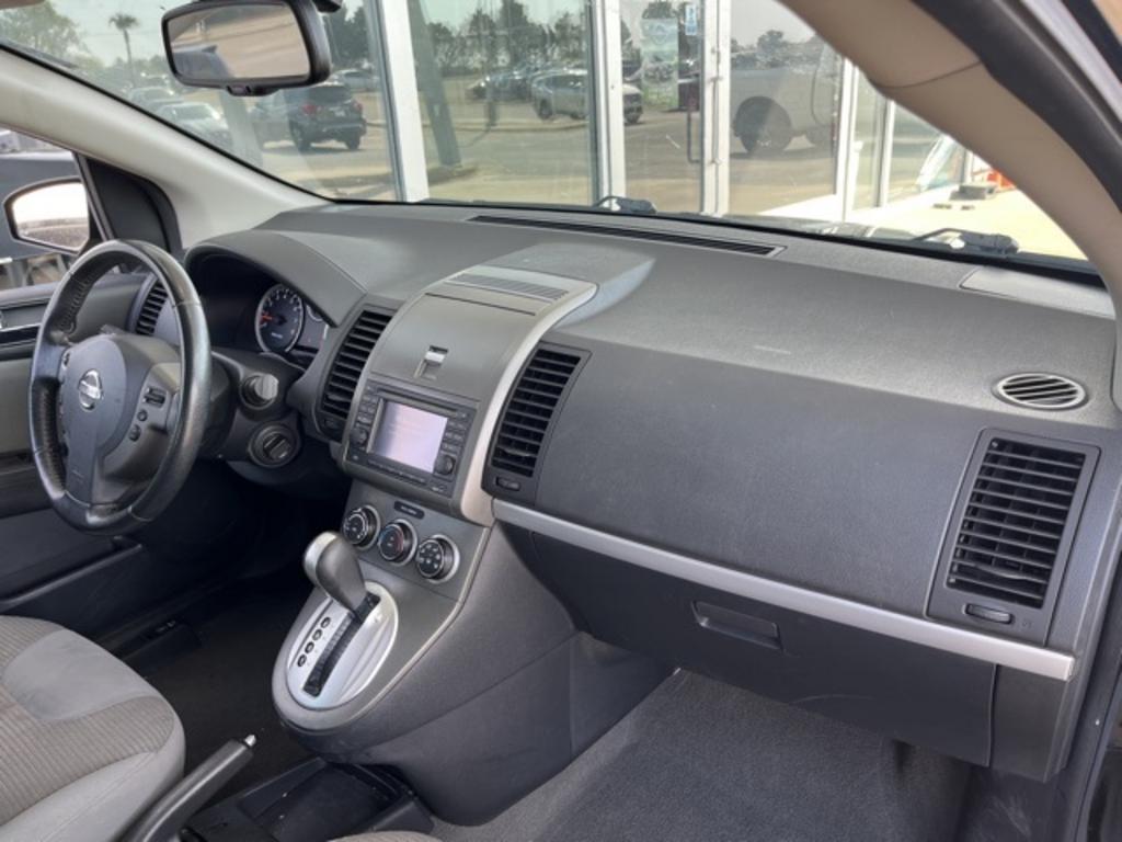 2012 Nissan Sentra - $8,000