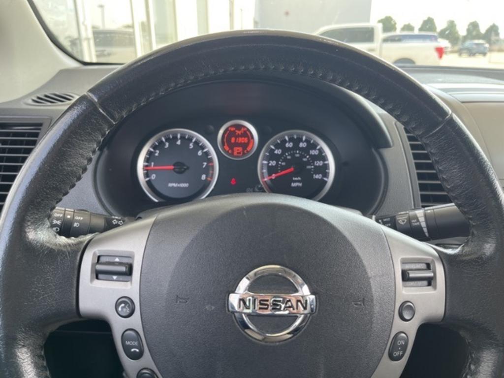 2012 Nissan Sentra - $8,000