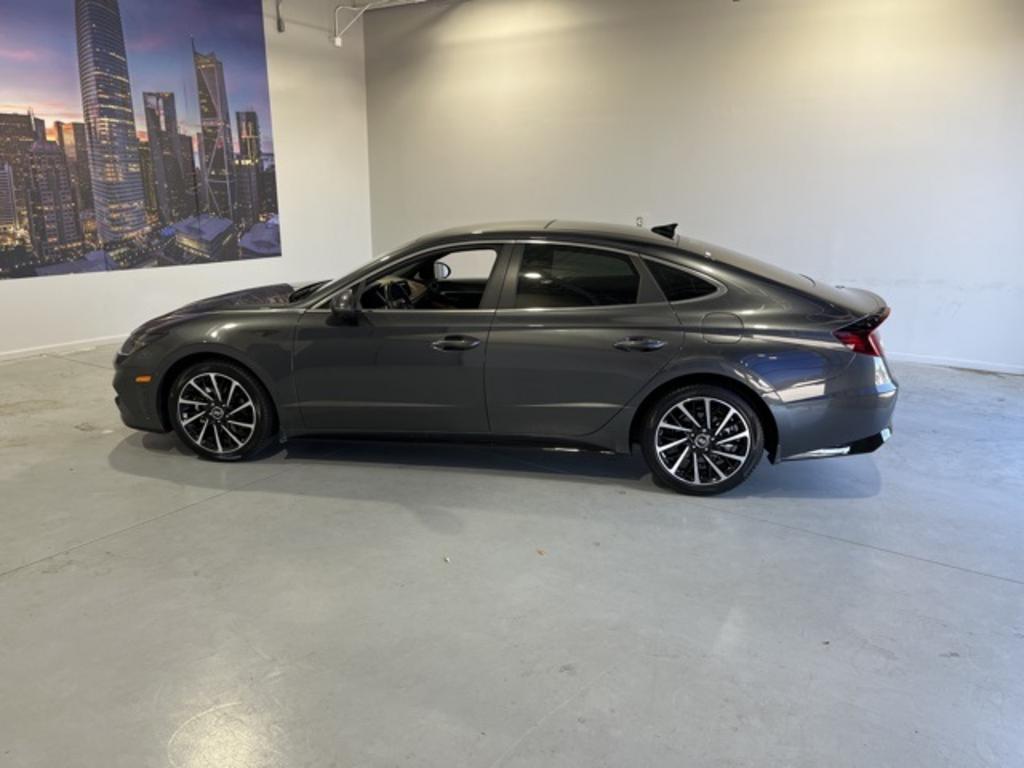 2021 Hyundai Sonata - $27,500