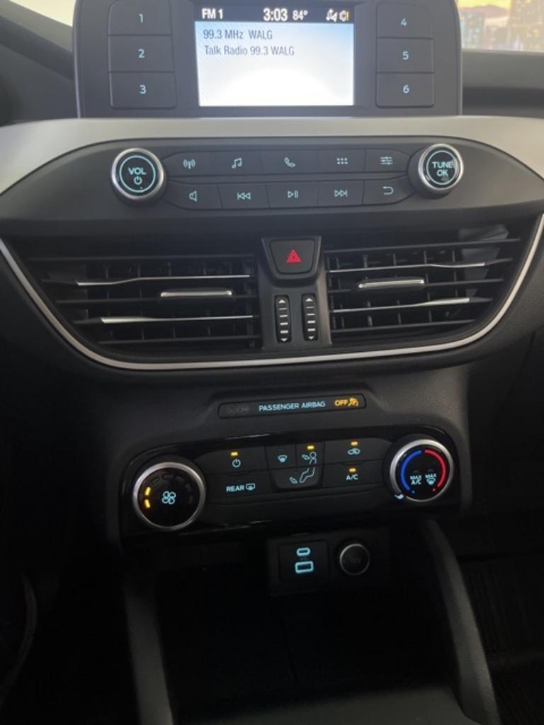 2021 Ford Escape - $22,000