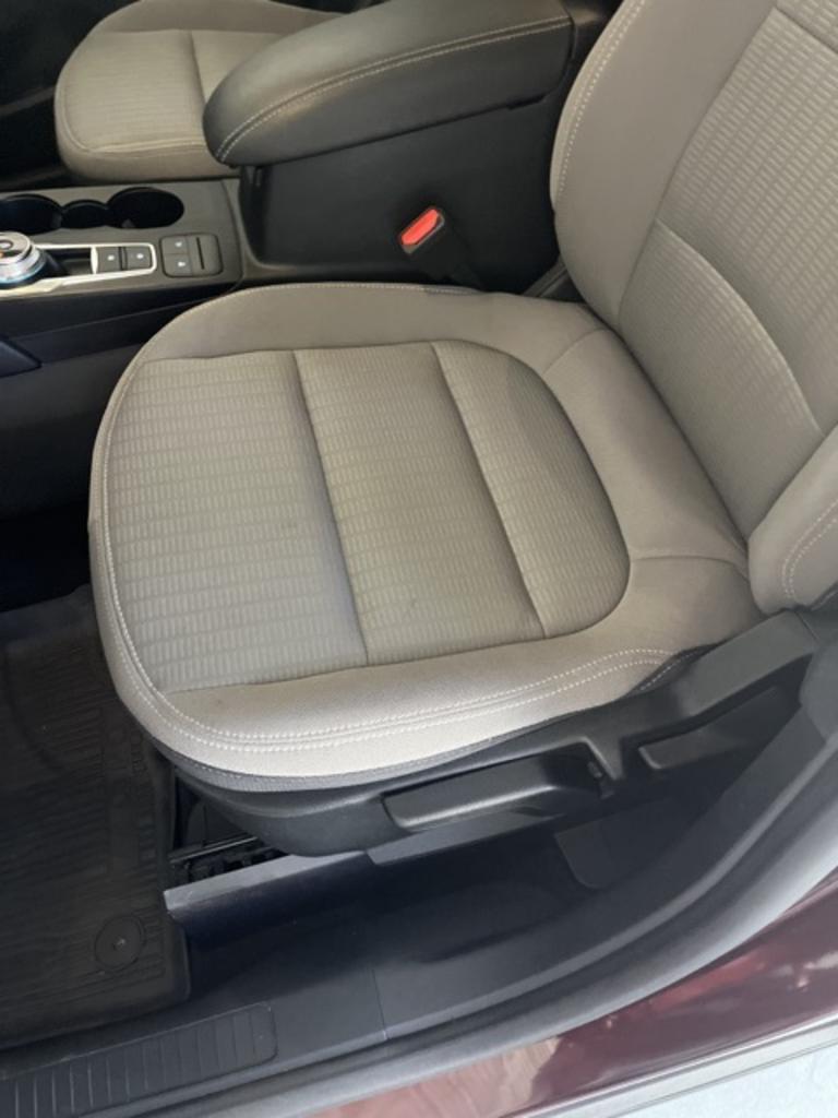 2021 Ford Escape - $22,000