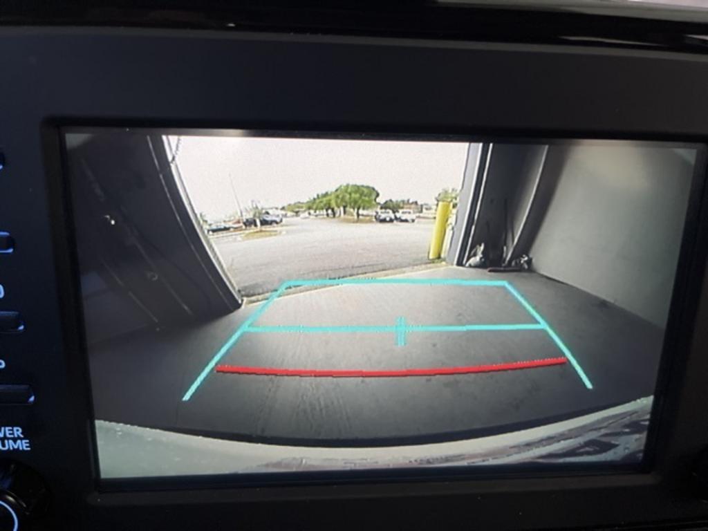 2019 Toyota RAV4 XLE photo
