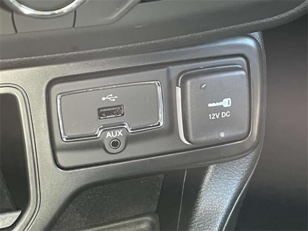 2019 Jeep Renegade - $21,000