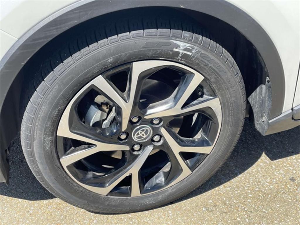 2021 Toyota C-HR - $25,500