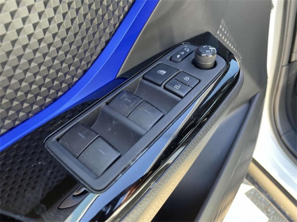 2021 Toyota C-HR - $25,500