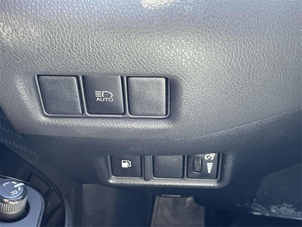 2021 Toyota C-HR - $25,500