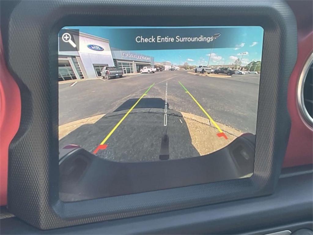 2022 Jeep Gladiator - $49,500