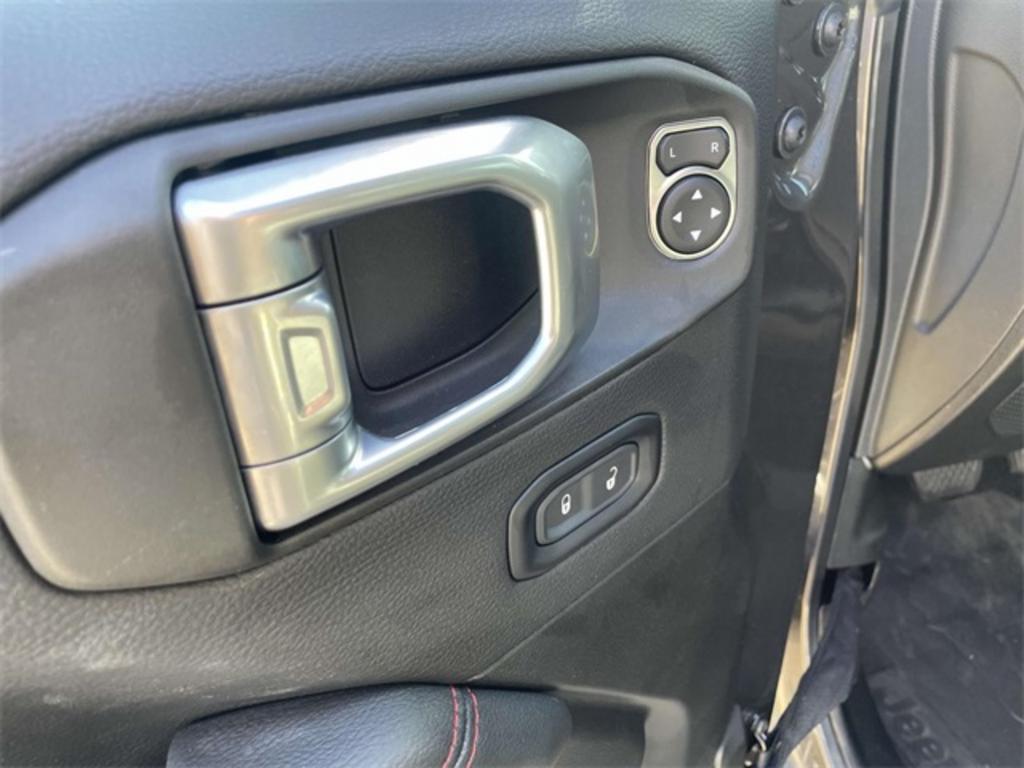 2022 Jeep Gladiator - $49,500