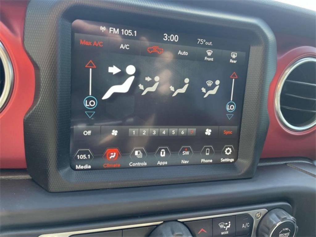 2022 Jeep Gladiator - $49,500