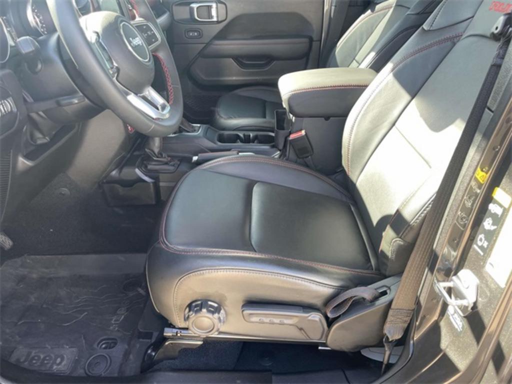 2022 Jeep Gladiator - $49,500