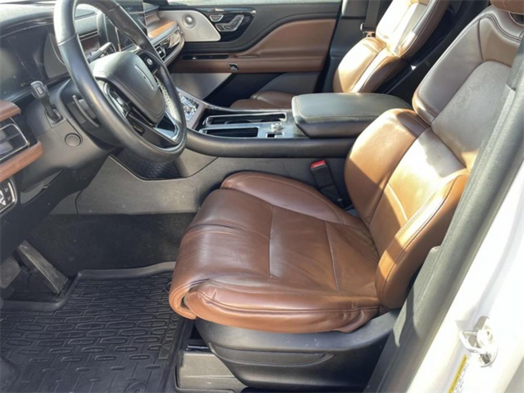 2020 Lincoln Aviator - $42,500