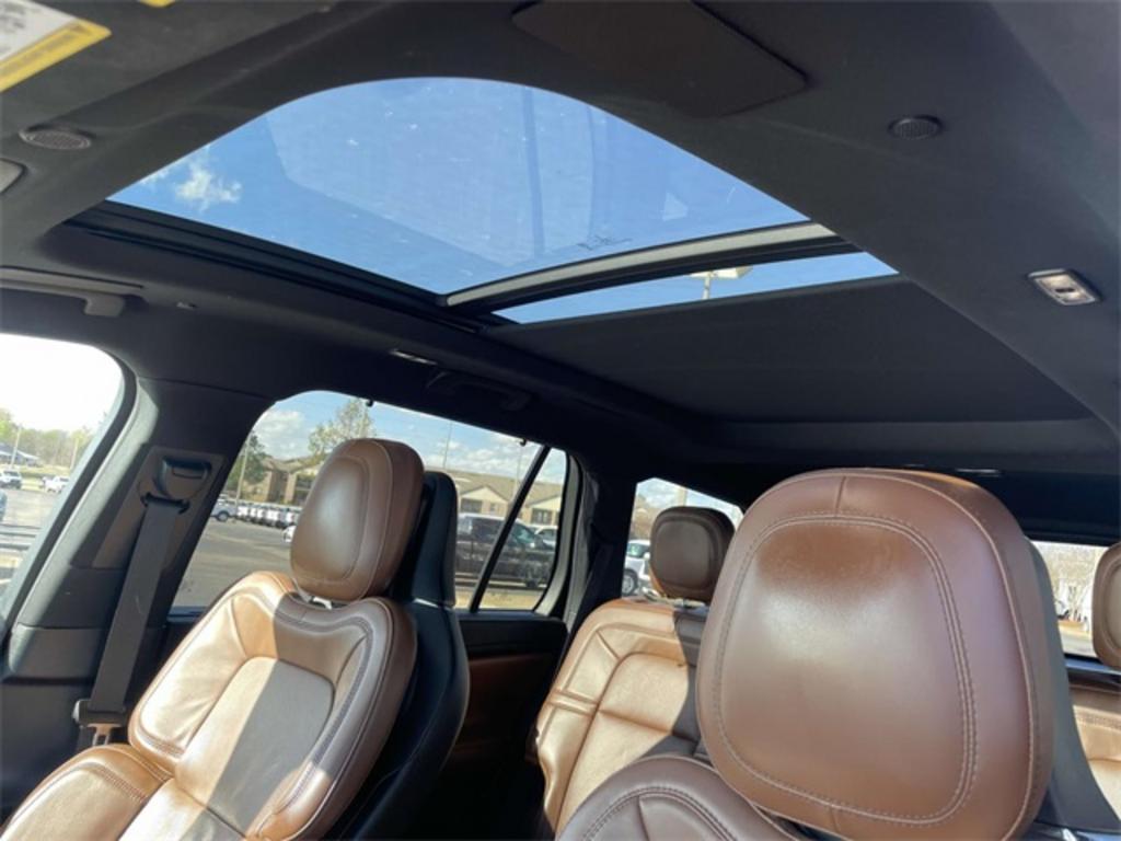 2020 Lincoln Aviator - $42,500