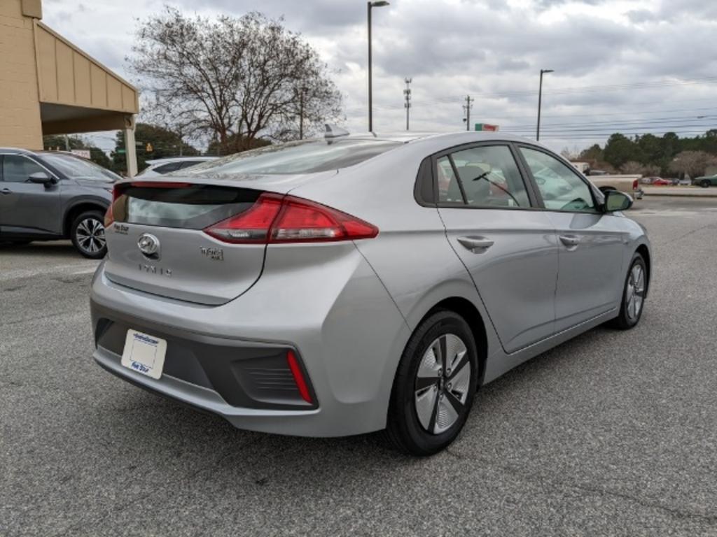 2020 Hyundai Ioniq - $19,000
