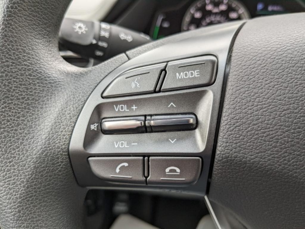 2020 Hyundai Ioniq - $19,000