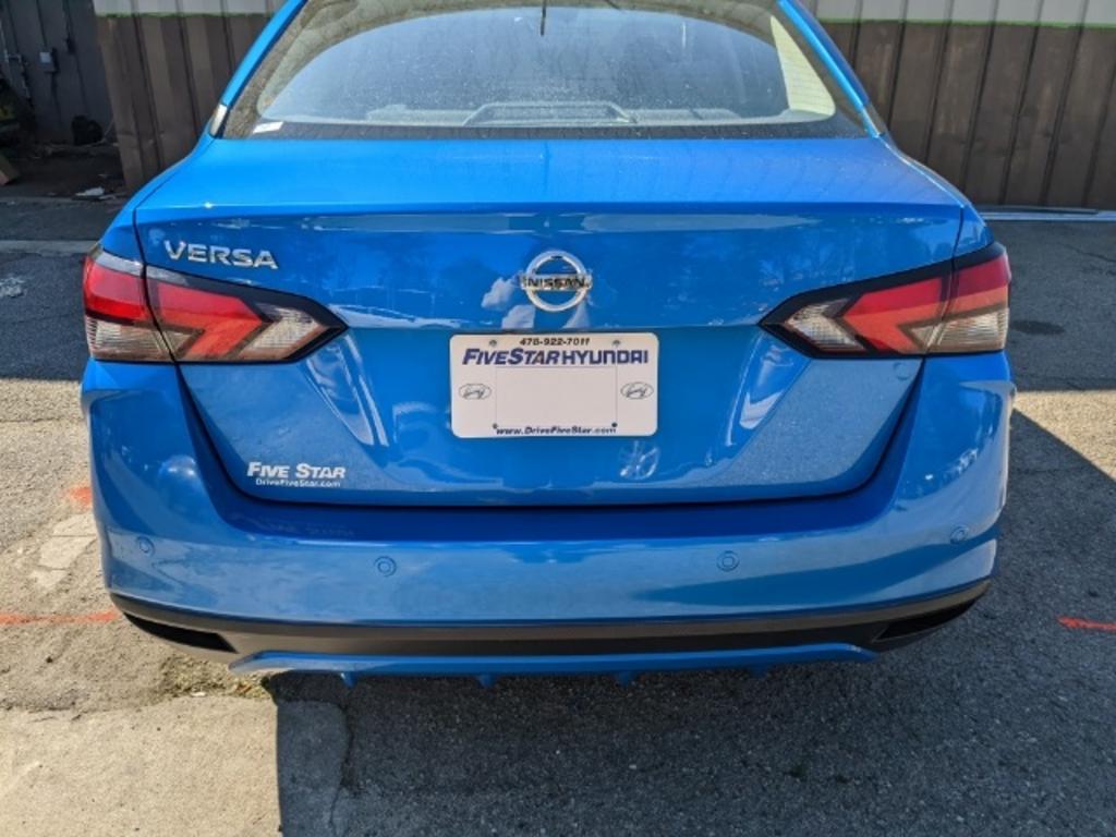 2020 Nissan Versa - $17,000