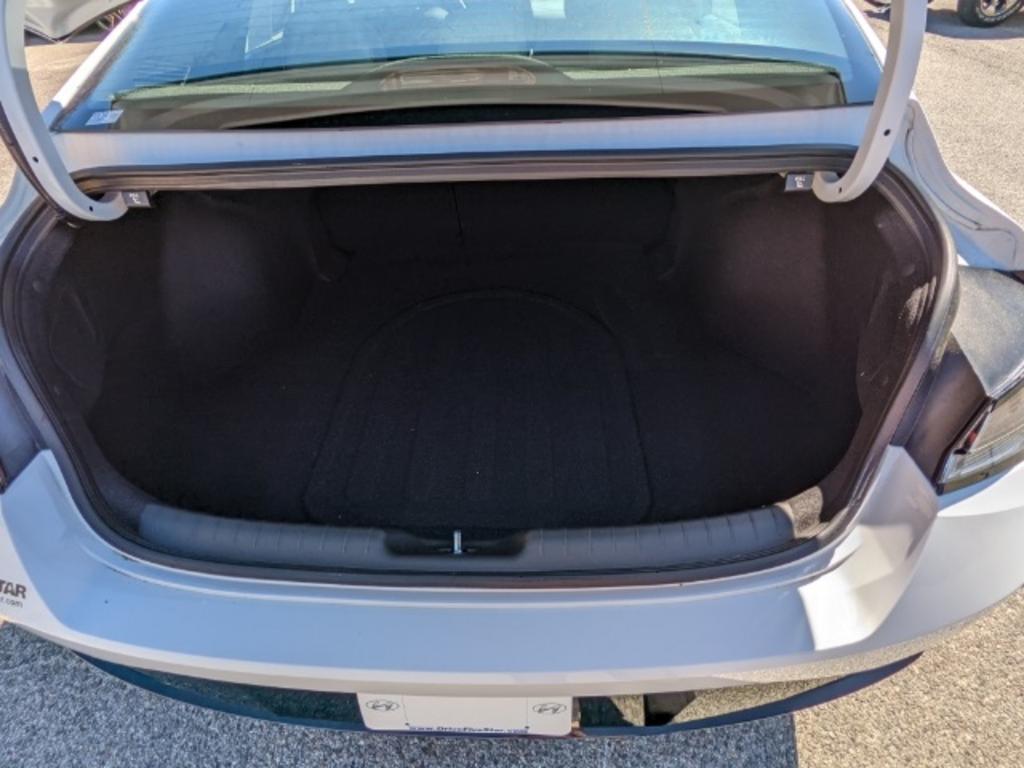 2022 Hyundai Elantra N Line photo