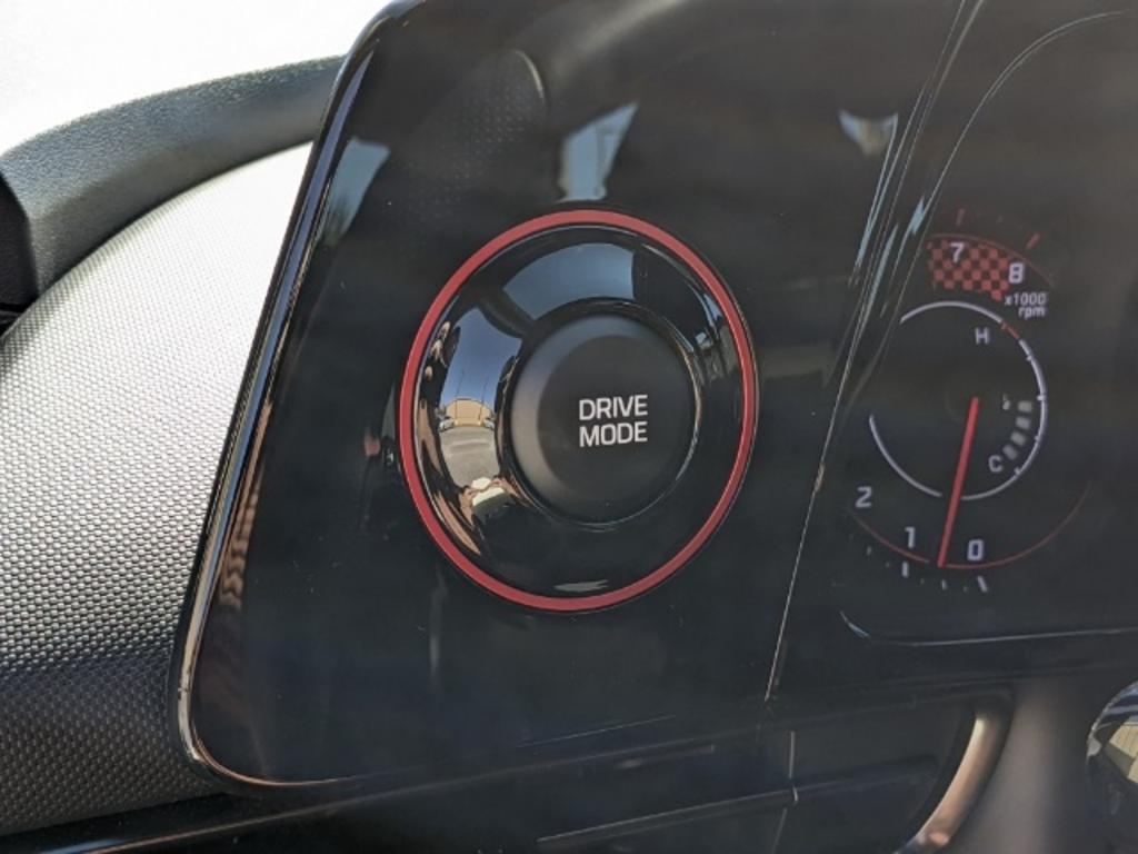 2022 Hyundai Elantra N Line photo