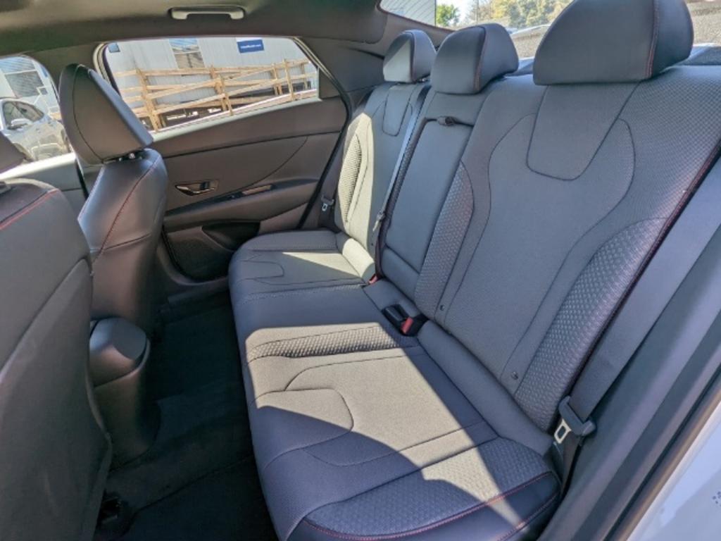2022 Hyundai Elantra N Line photo