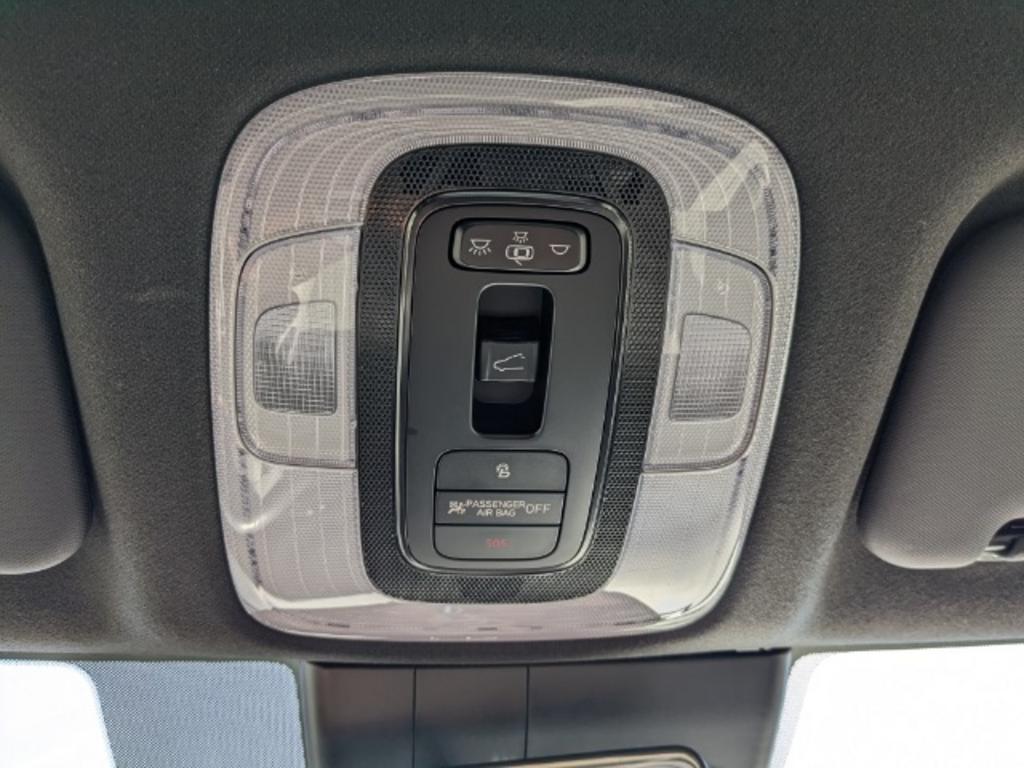 2022 Hyundai Elantra - $26,000