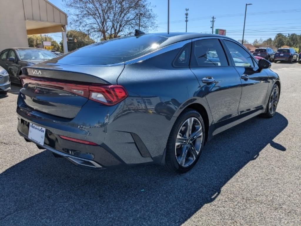 2022 Kia K5 - $31,000