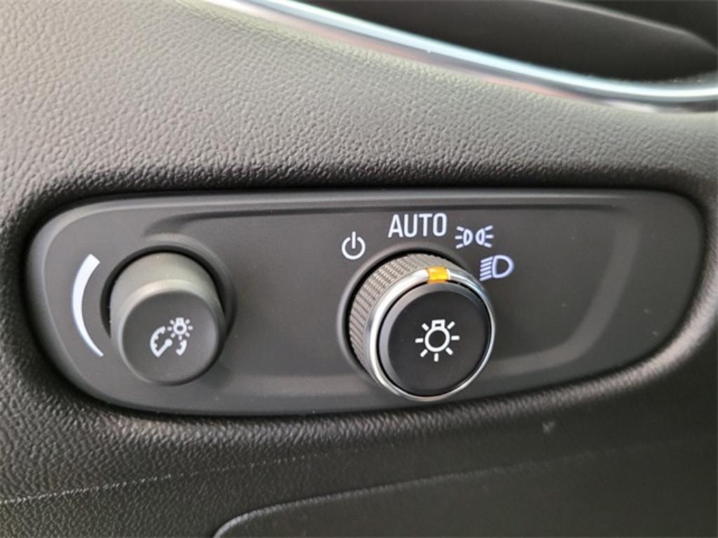 2023 Chevrolet Malibu - $31,639