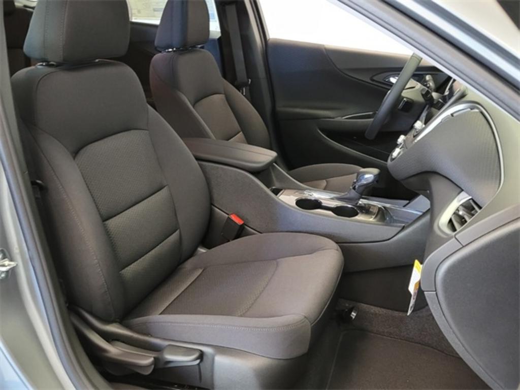 2023 Chevrolet Malibu - $28,726