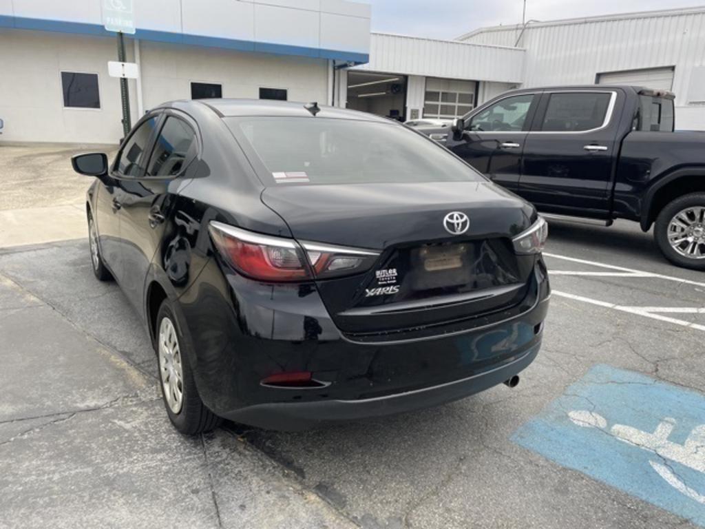 2019 Toyota Yaris - $15,000