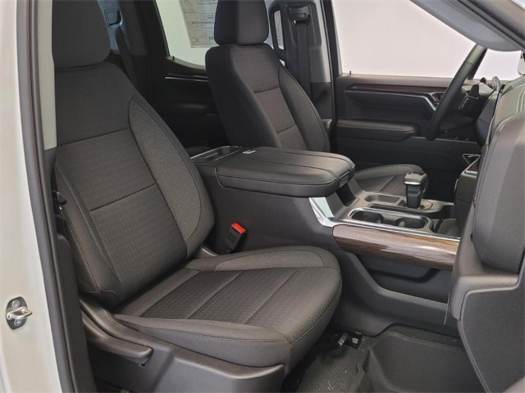 2023 Chevrolet Silverado - $57,935