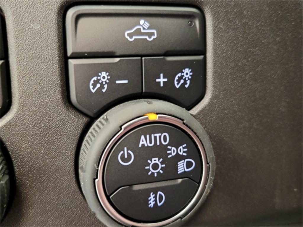 2023 Chevrolet Silverado - $54,740