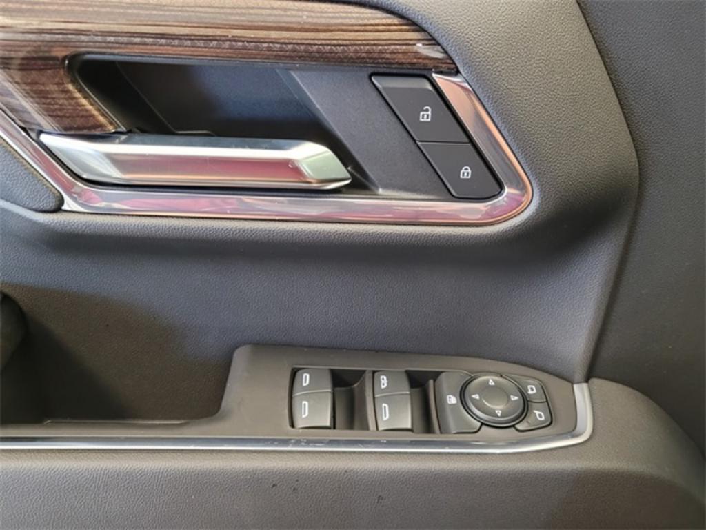 2023 Chevrolet Silverado - $54,740