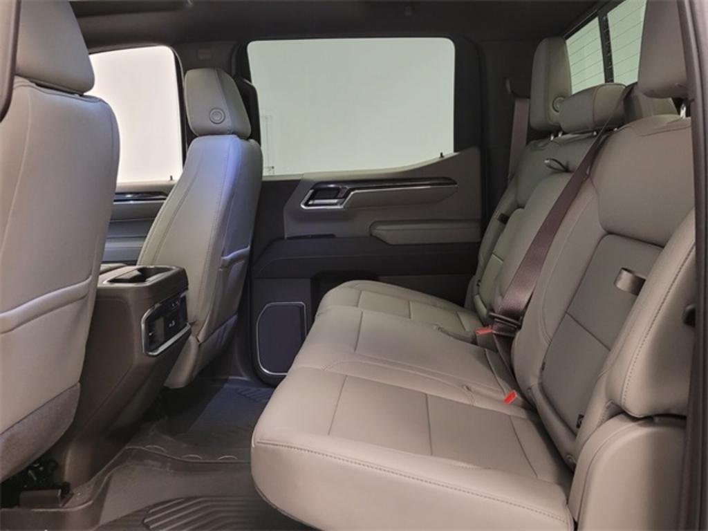 2023 Chevrolet Silverado - $62,640