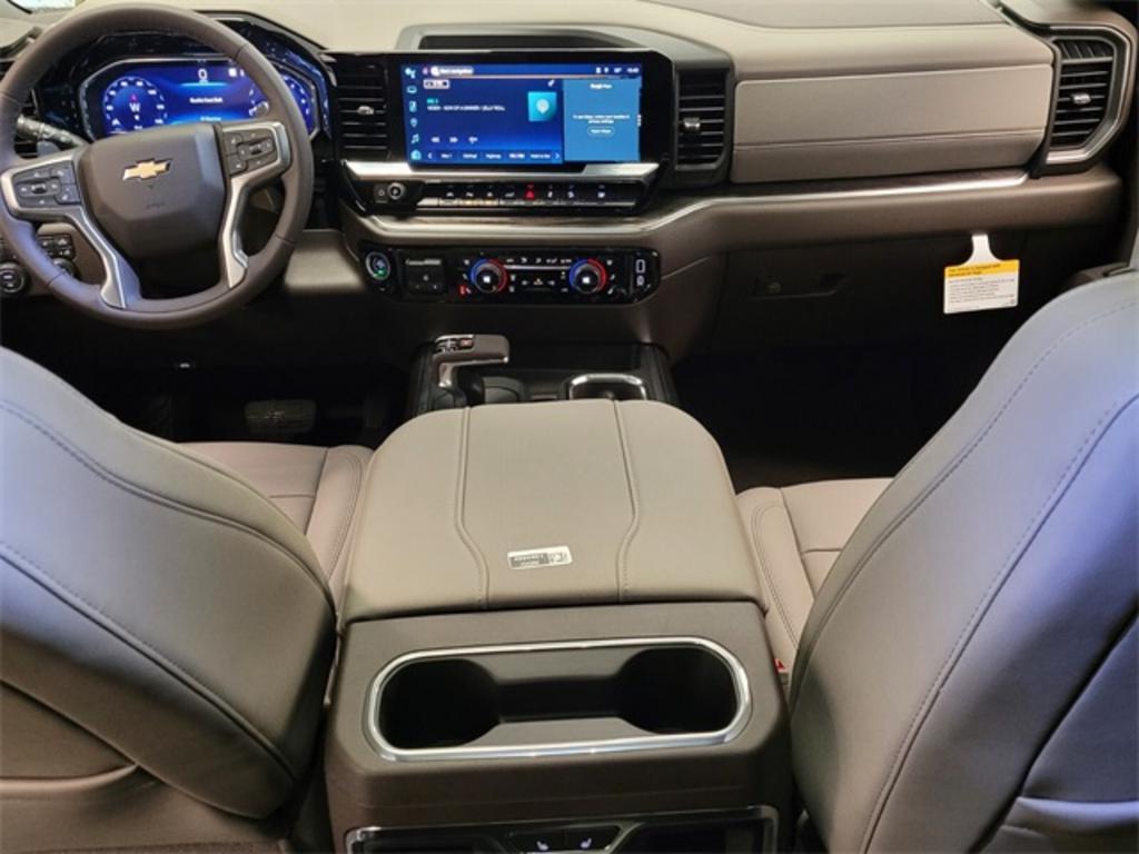 2023 Chevrolet Silverado - $62,640