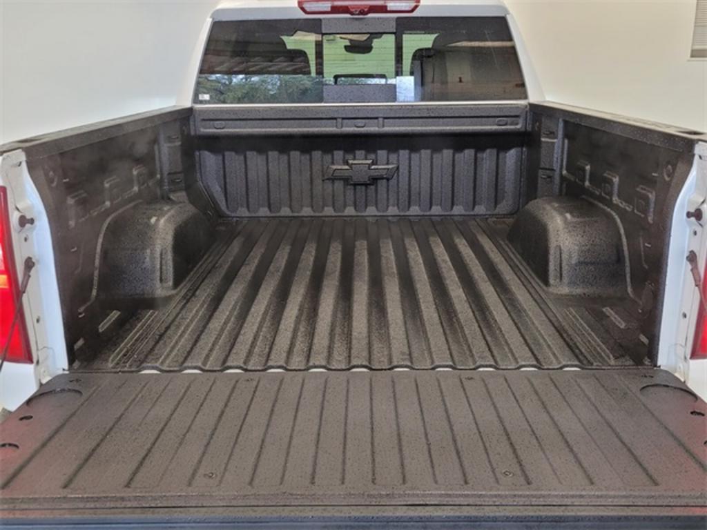 2023 Chevrolet Silverado - $62,640
