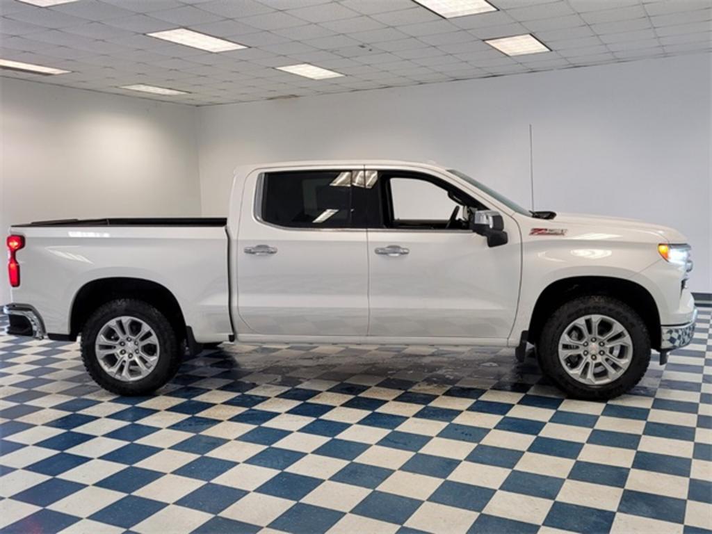 2023 Chevrolet Silverado - $62,640