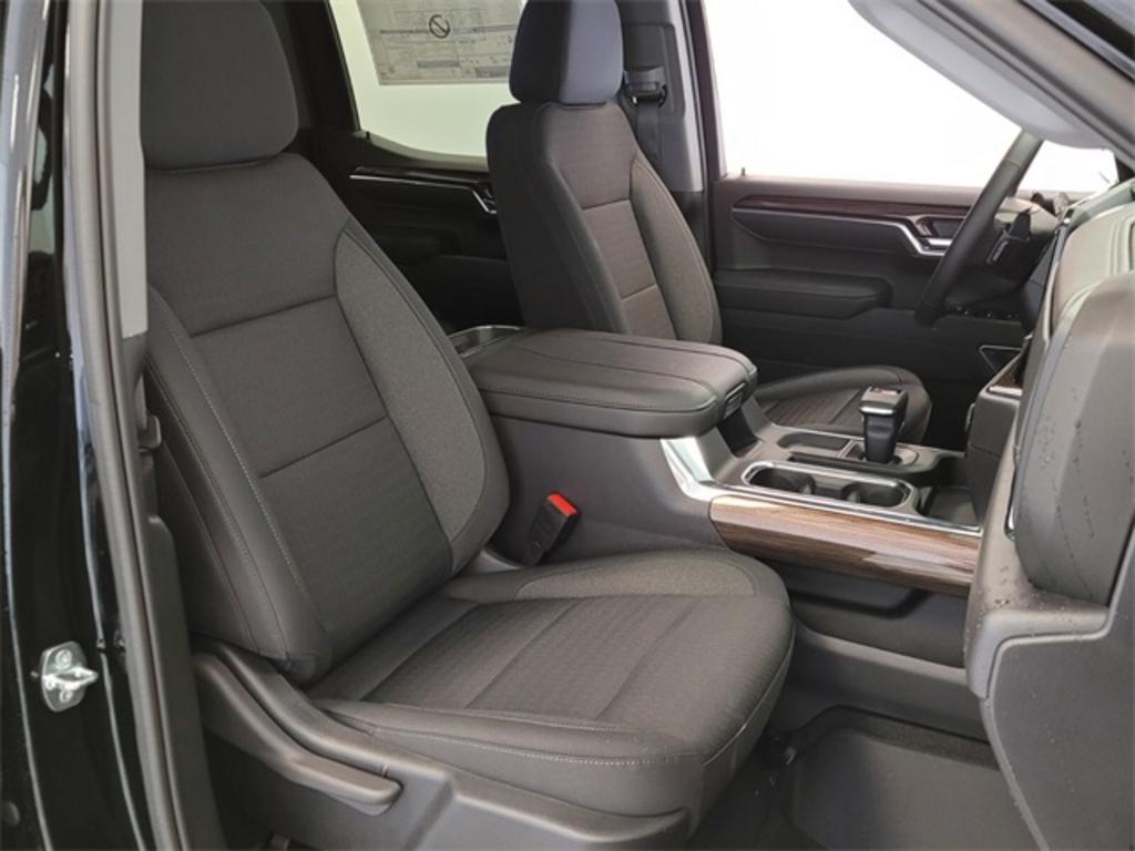 2023 Chevrolet Silverado - $58,185
