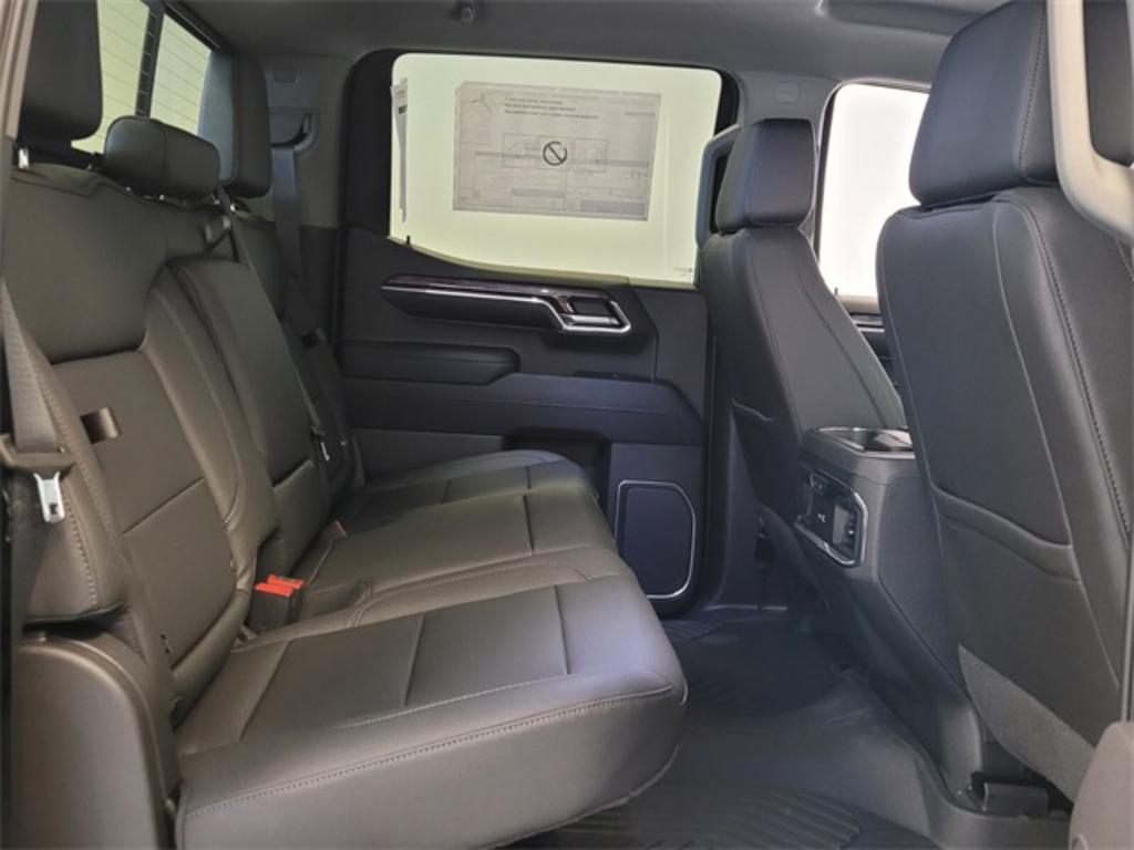2023 Chevrolet Silverado 1500 - $65,926