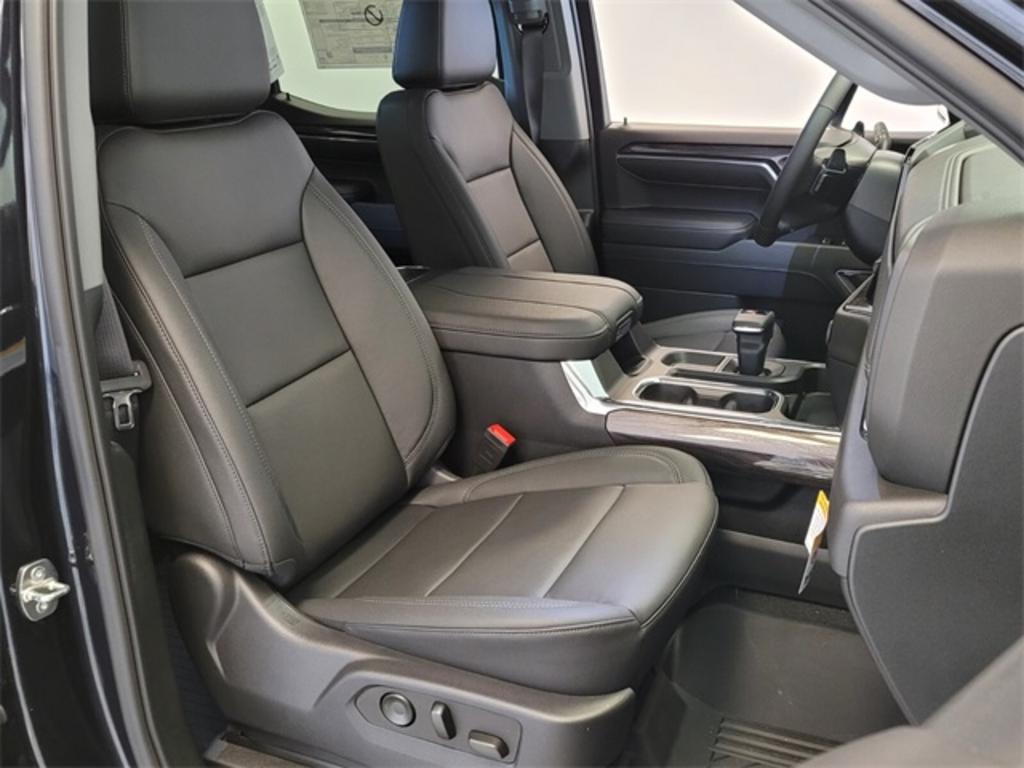 2023 Chevrolet Silverado 1500 - $65,926