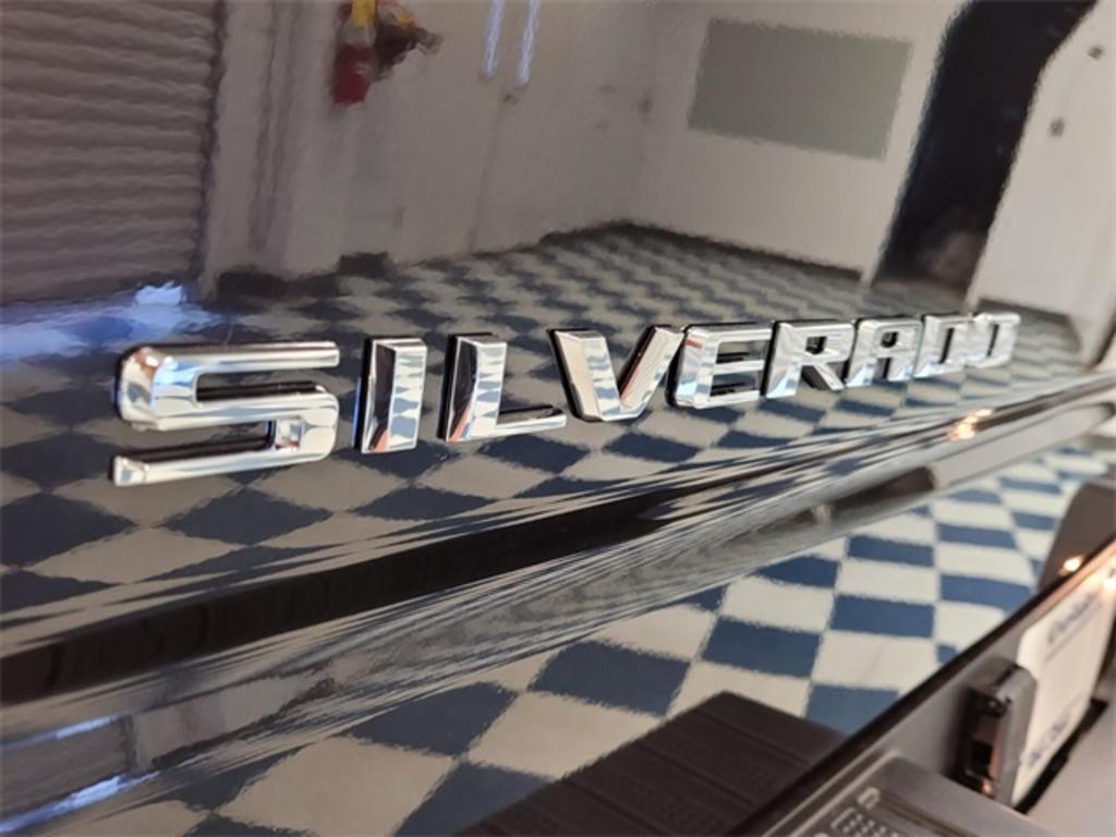 2023 Chevrolet Silverado 1500 - $65,926