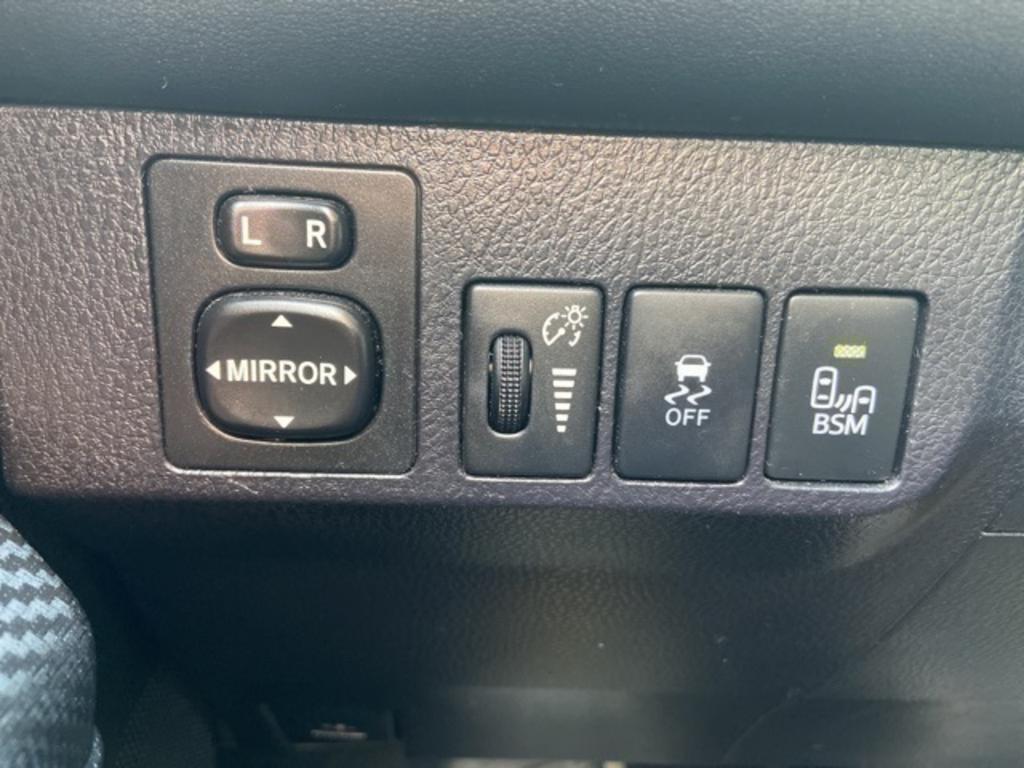 2015 Toyota RAV4 - $18,500