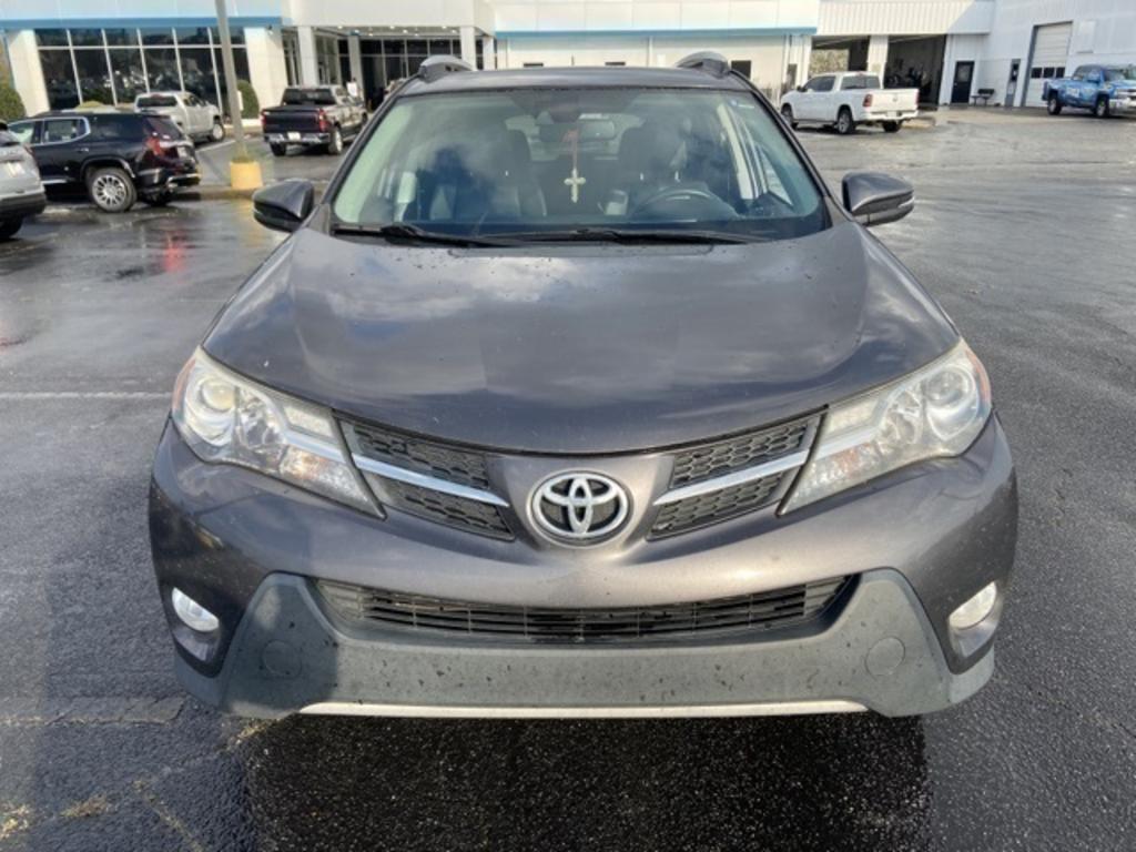2015 Toyota RAV4 - $18,500
