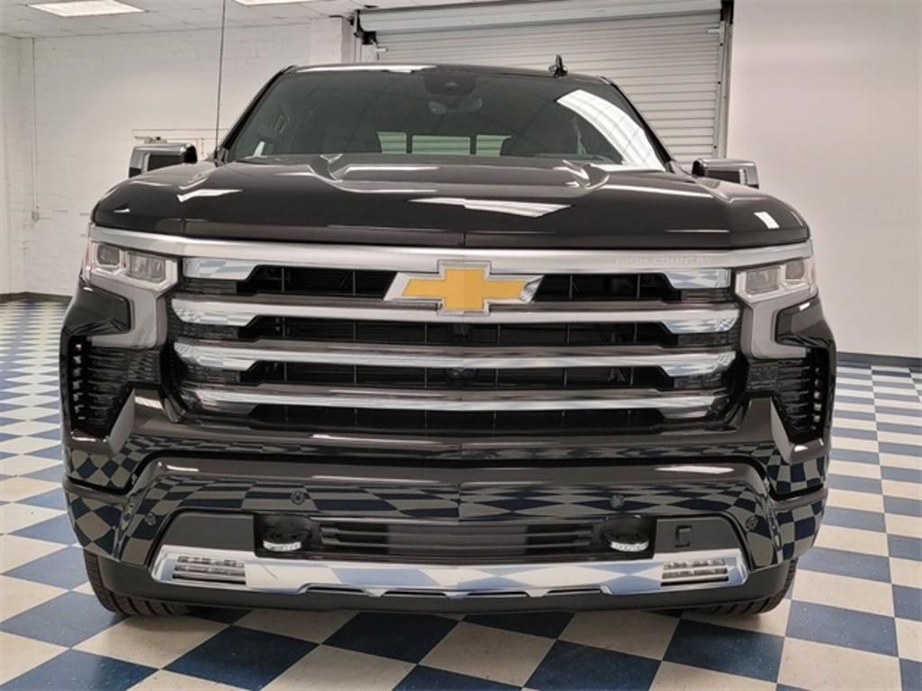 2023 Chevrolet Silverado - $68,210