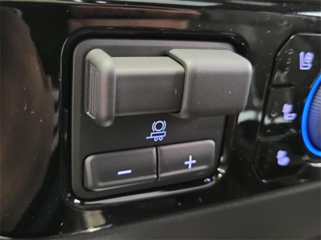 2023 Chevrolet Silverado - $68,210