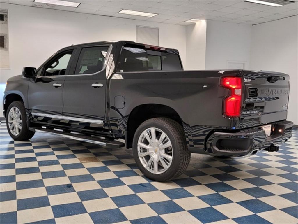 2023 Chevrolet Silverado - $68,210