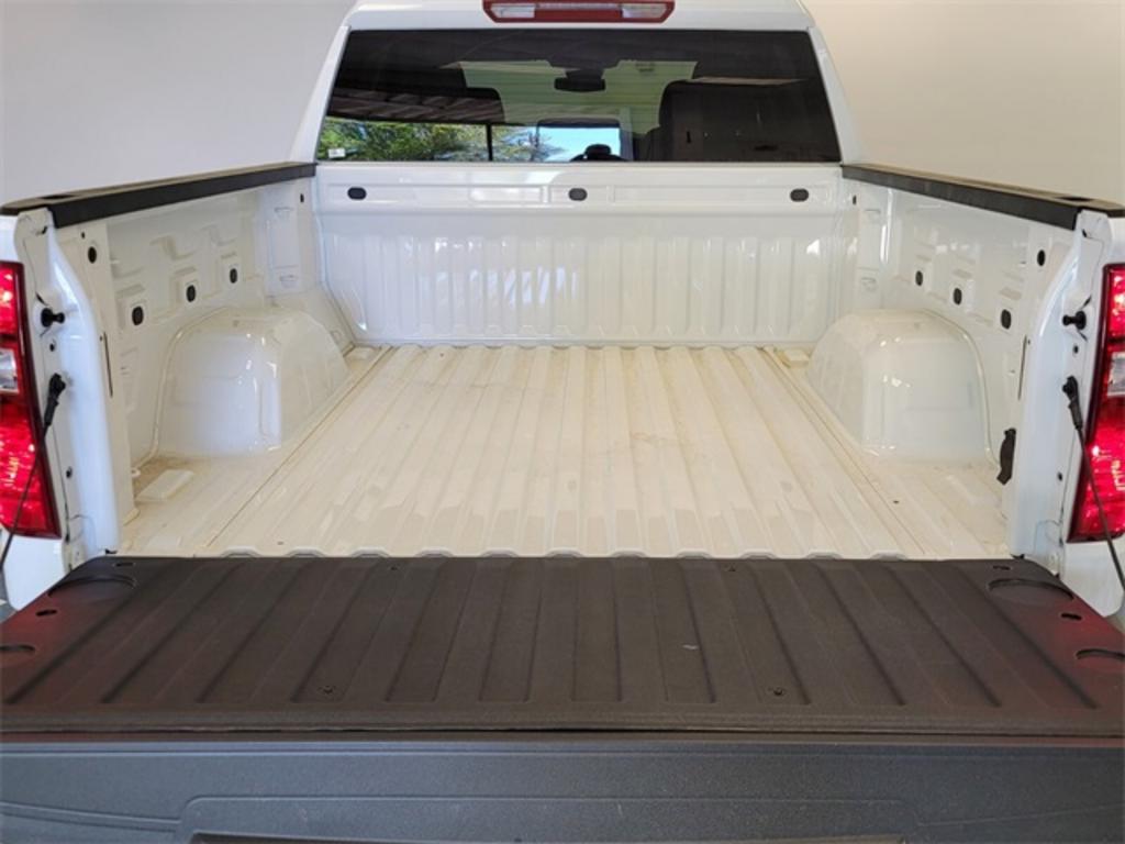 2023 Chevrolet Silverado 1500 - $45,956