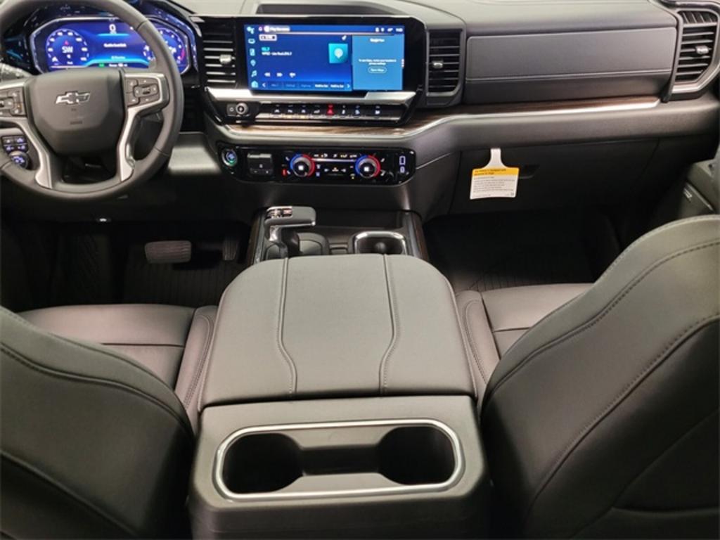 2023 Chevrolet Silverado - $65,826