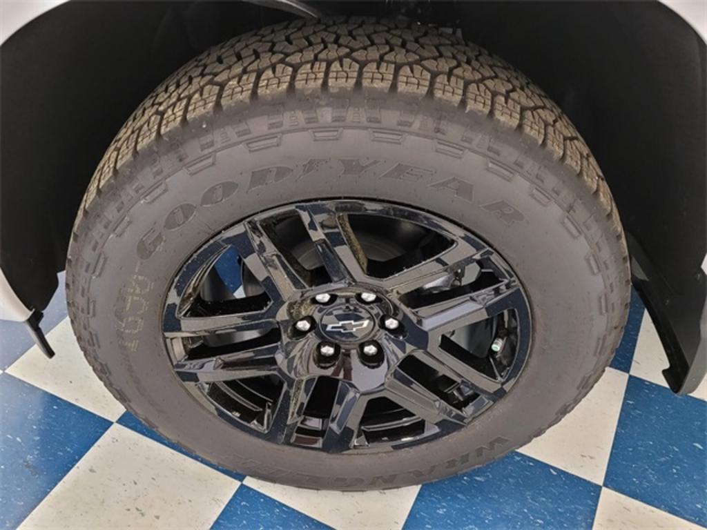 2023 Chevrolet Silverado - $61,670