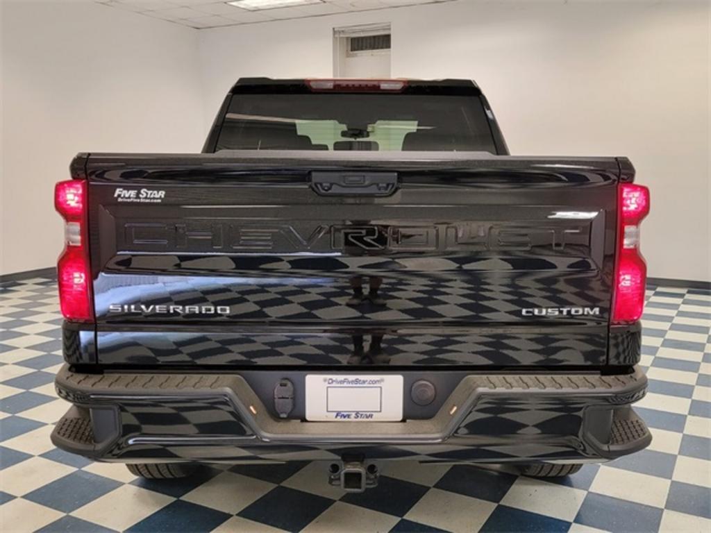 2023 Chevrolet Silverado - $42,500